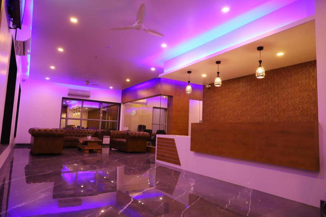 The Orange Flag, Phulambri Hotel Ganori Exterior photo